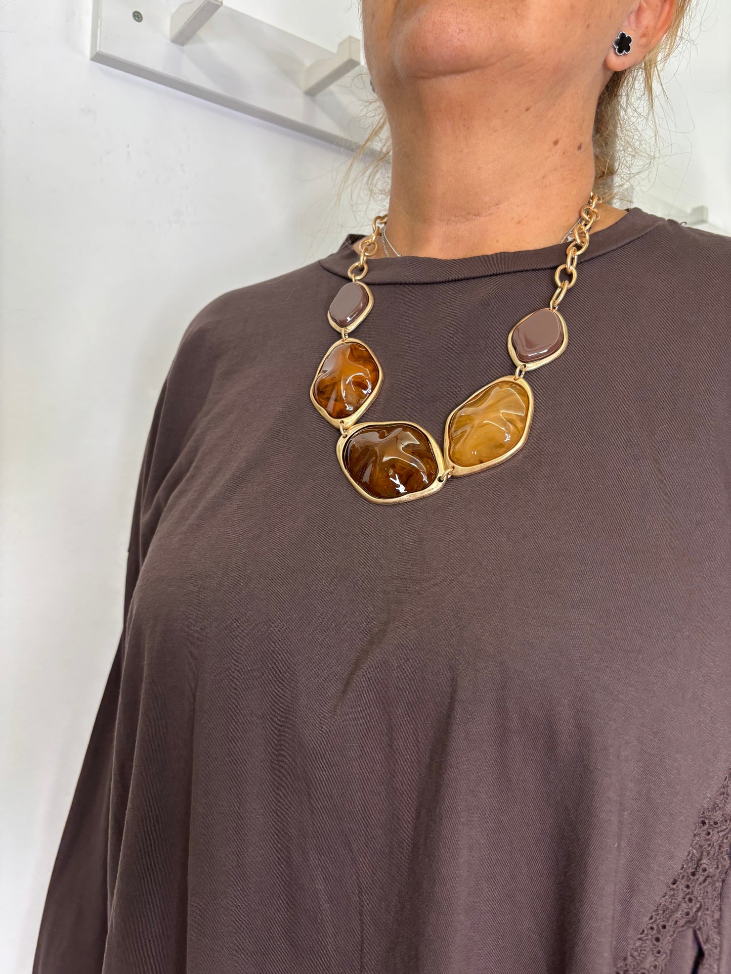 Collana Cledy Marrone