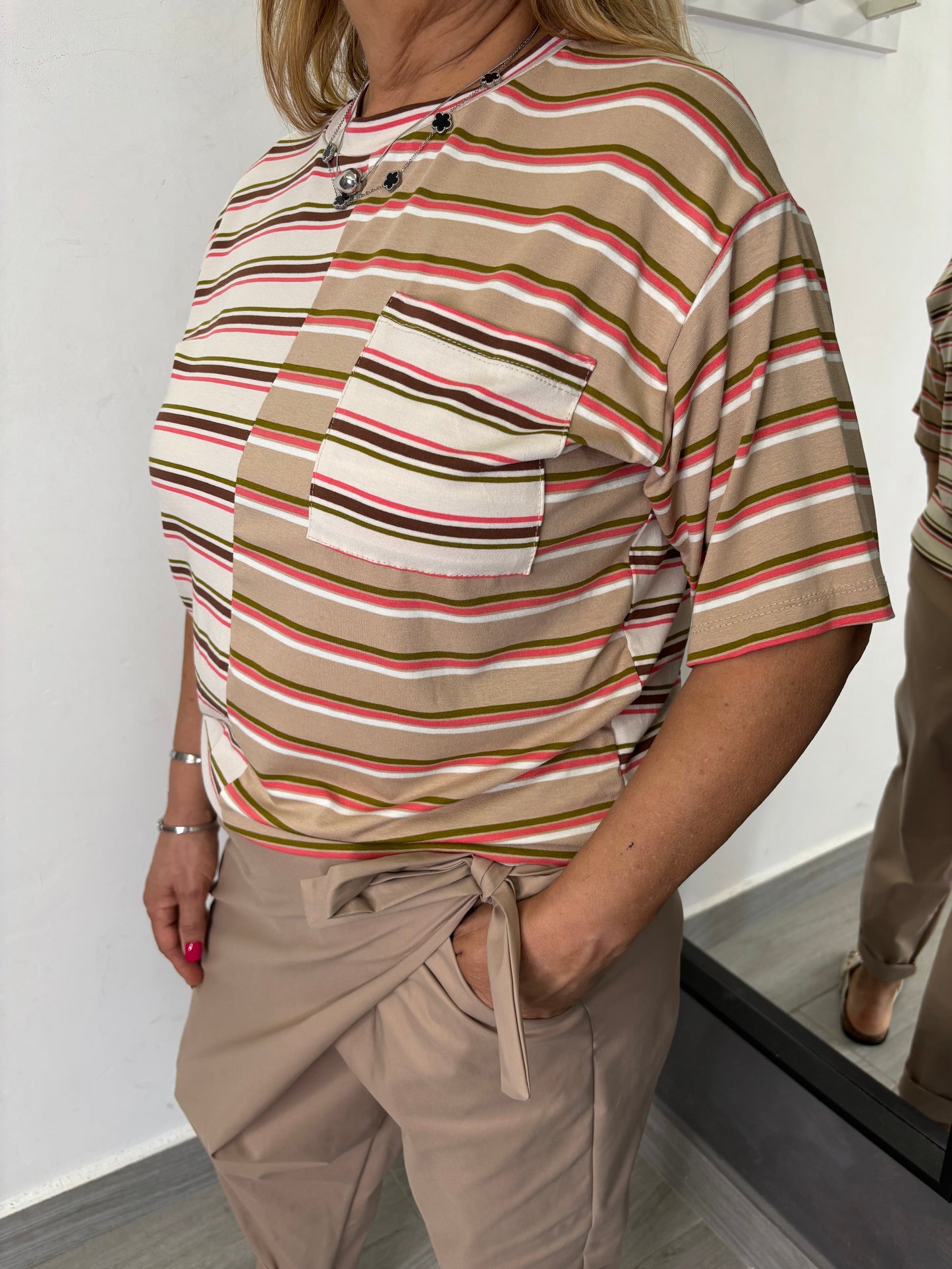 T-Shirt a Righe Beige