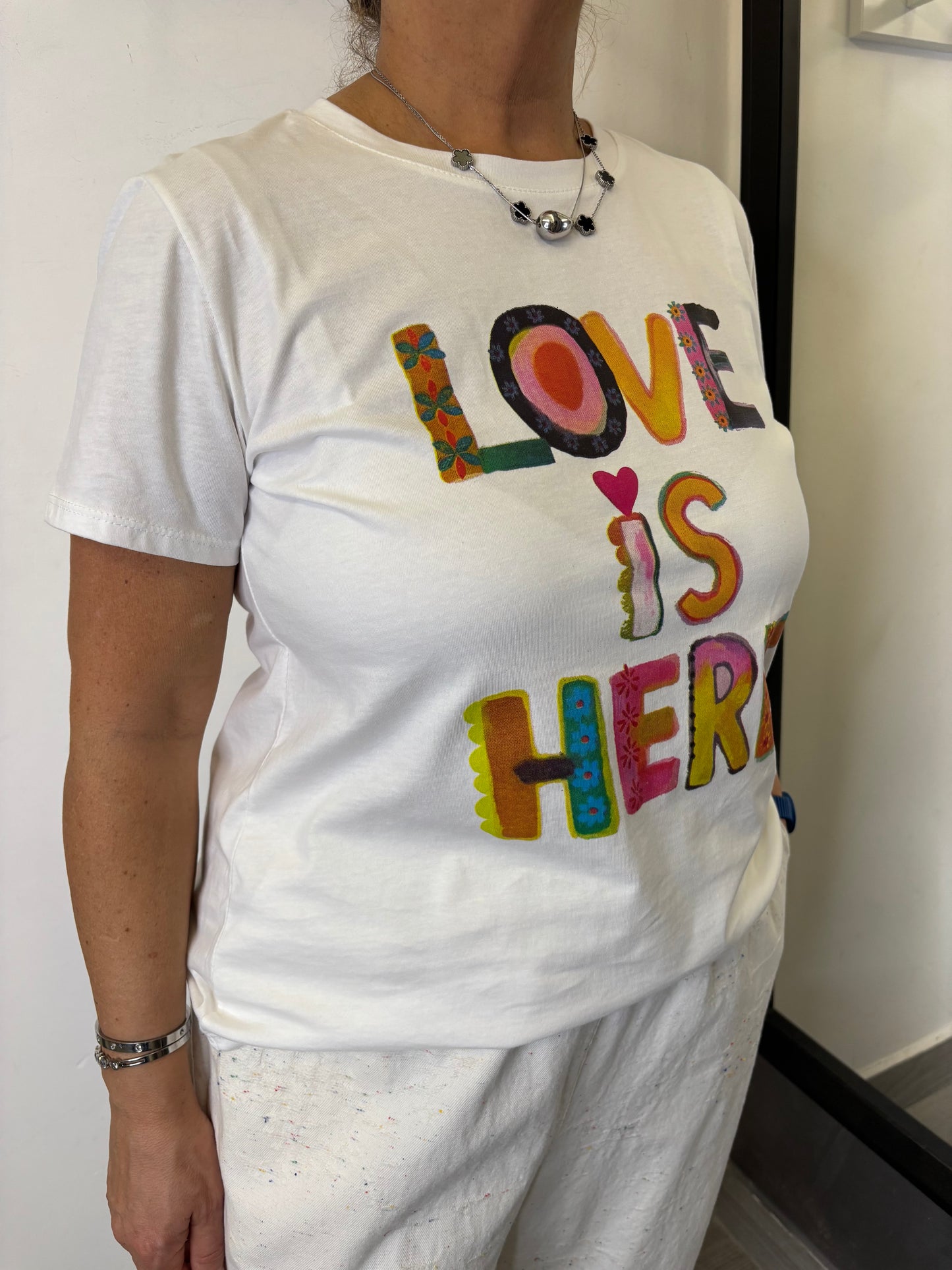T-shirt Love Is Here