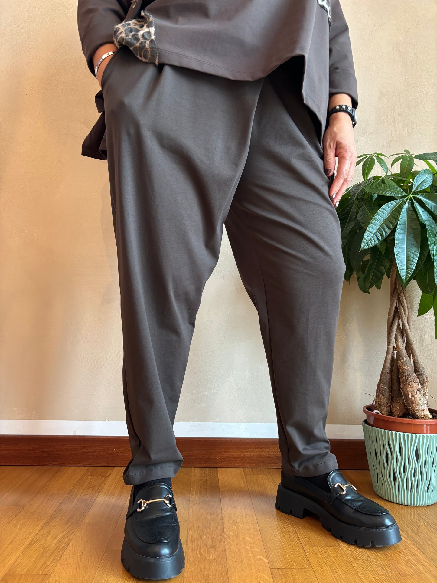 Pantalone Wendy Zoe Marrone