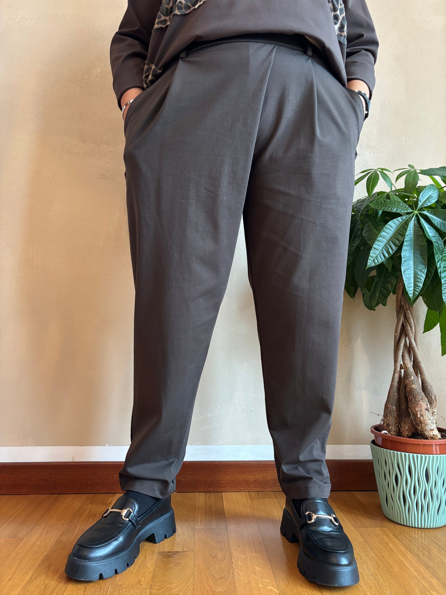 Pantalone Wendy Zoe Marrone