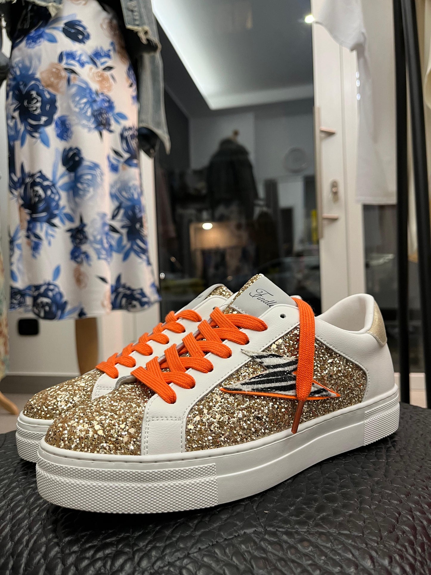 Sneakers Orange Goose