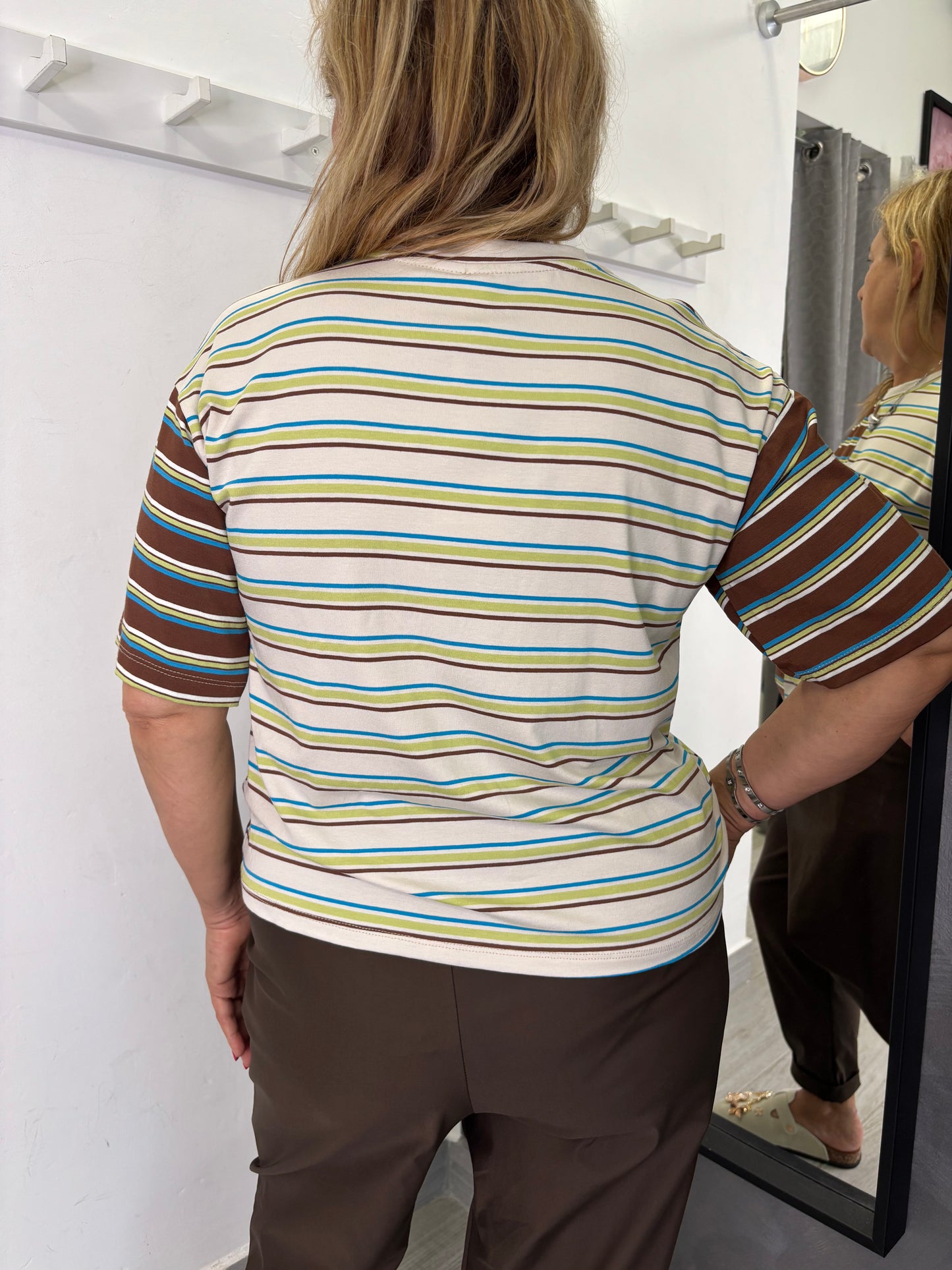 T-Shirt a Righe Marrone