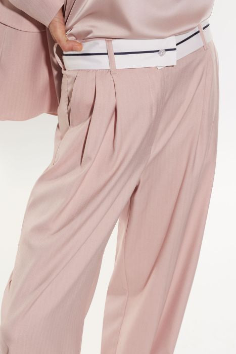Pantalone a palazzo con pinces e cintura