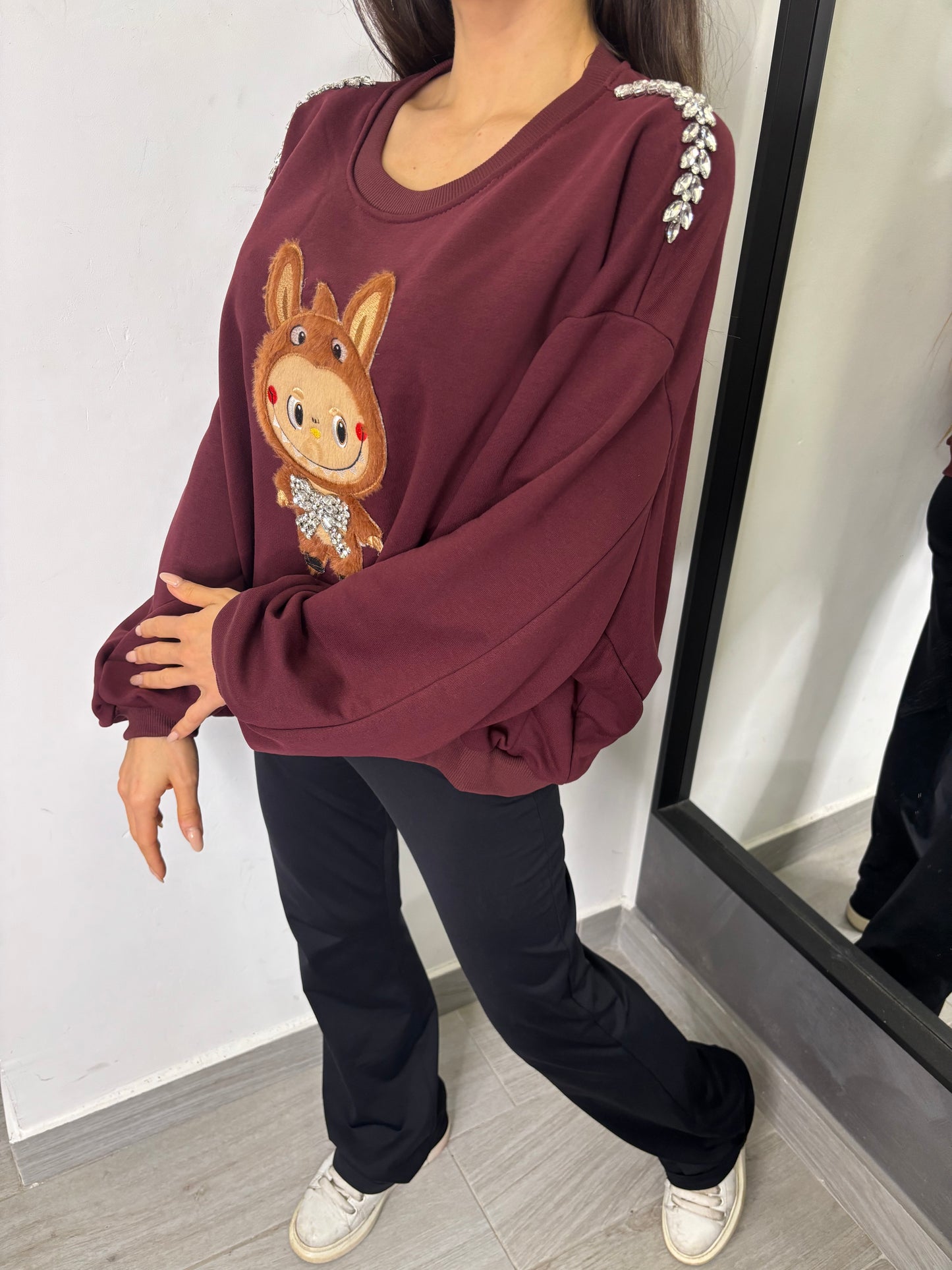 Felpa Labubu Bordeaux