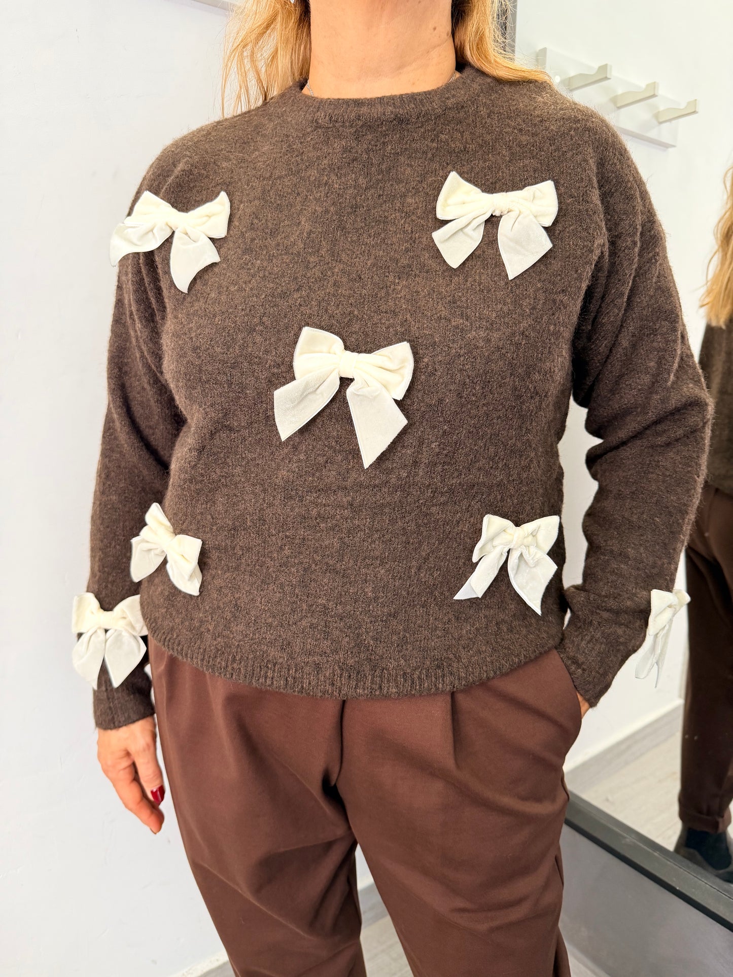 Maglione Marrone Fiocchetti Burro