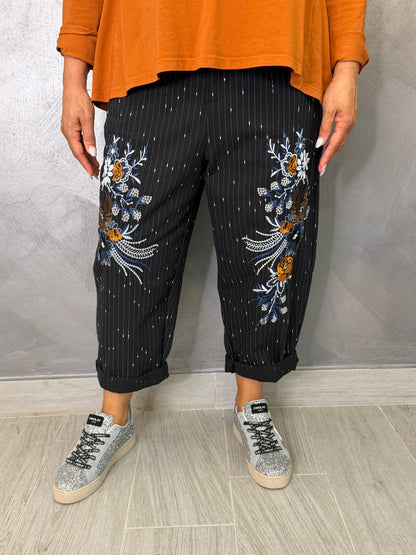 Jeans Gessato Nero con Ricami