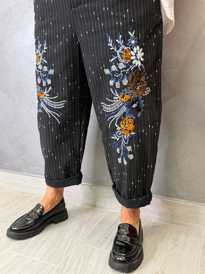 Jeans Gessato Nero con Ricami