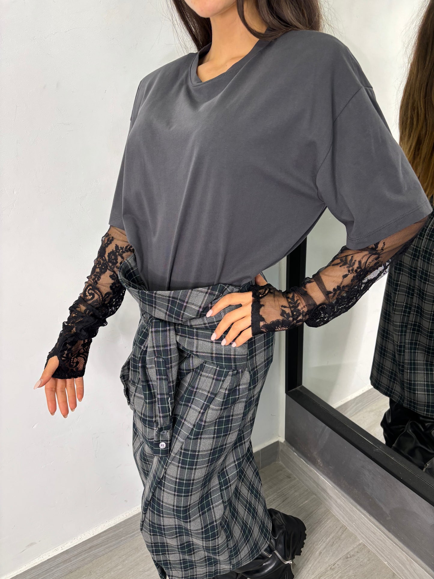 T-Shirt Pizzo Grigio Scuro Vicolo