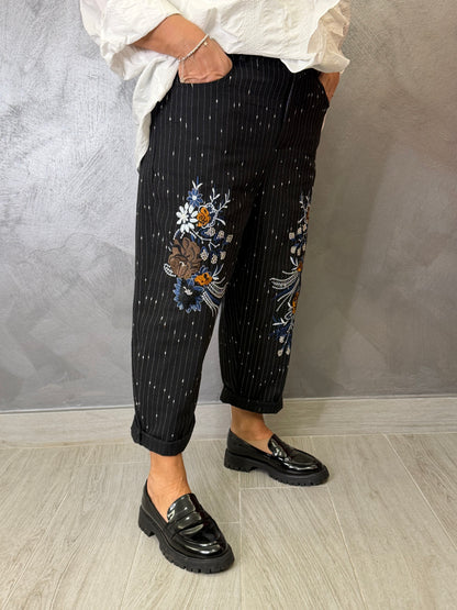 Jeans Gessato Nero con Ricami