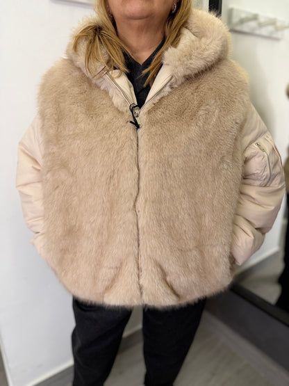 Piumino In Ecopelliccia Burro