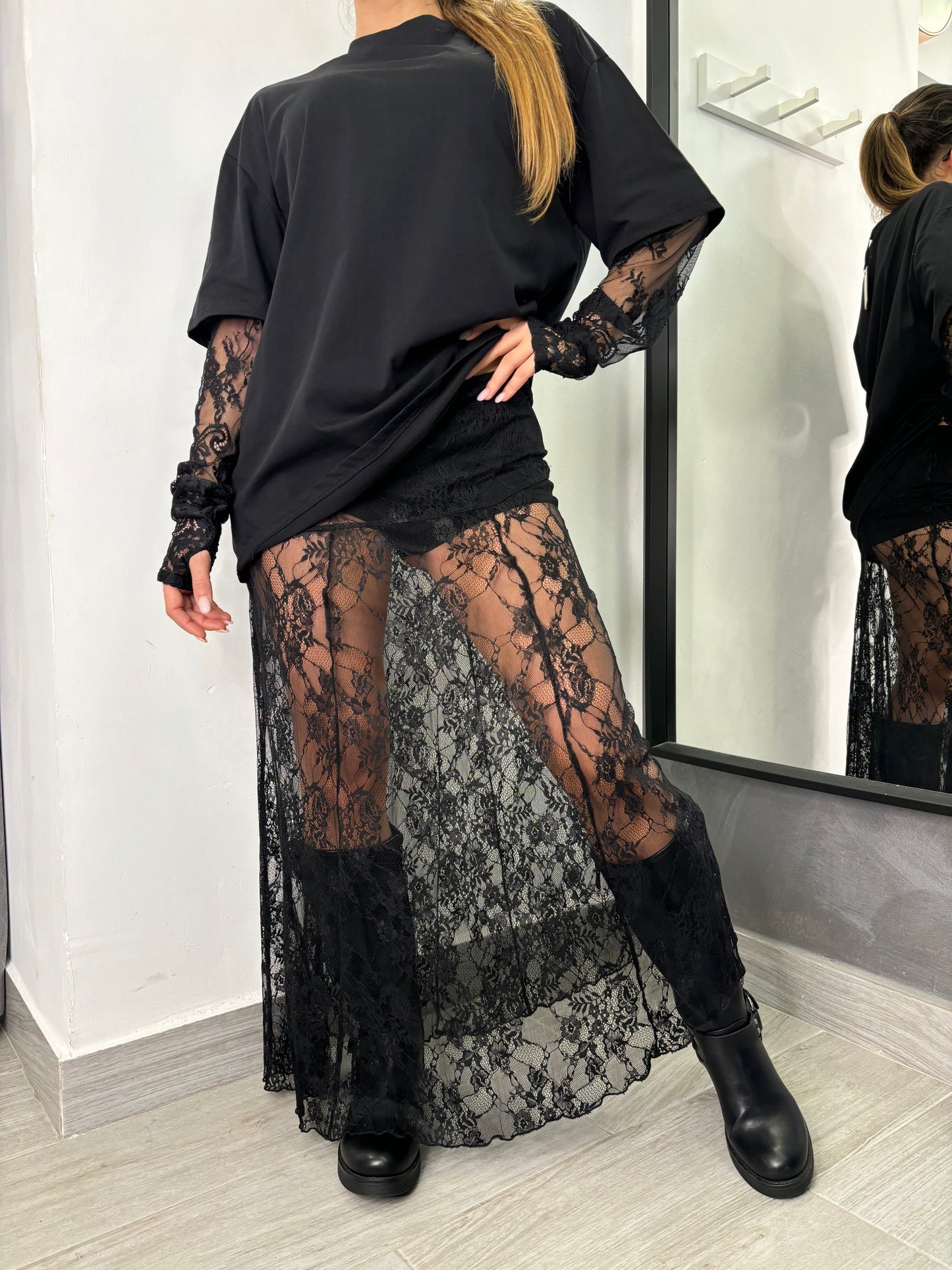 Gonna Pizzo Vicolo Nera