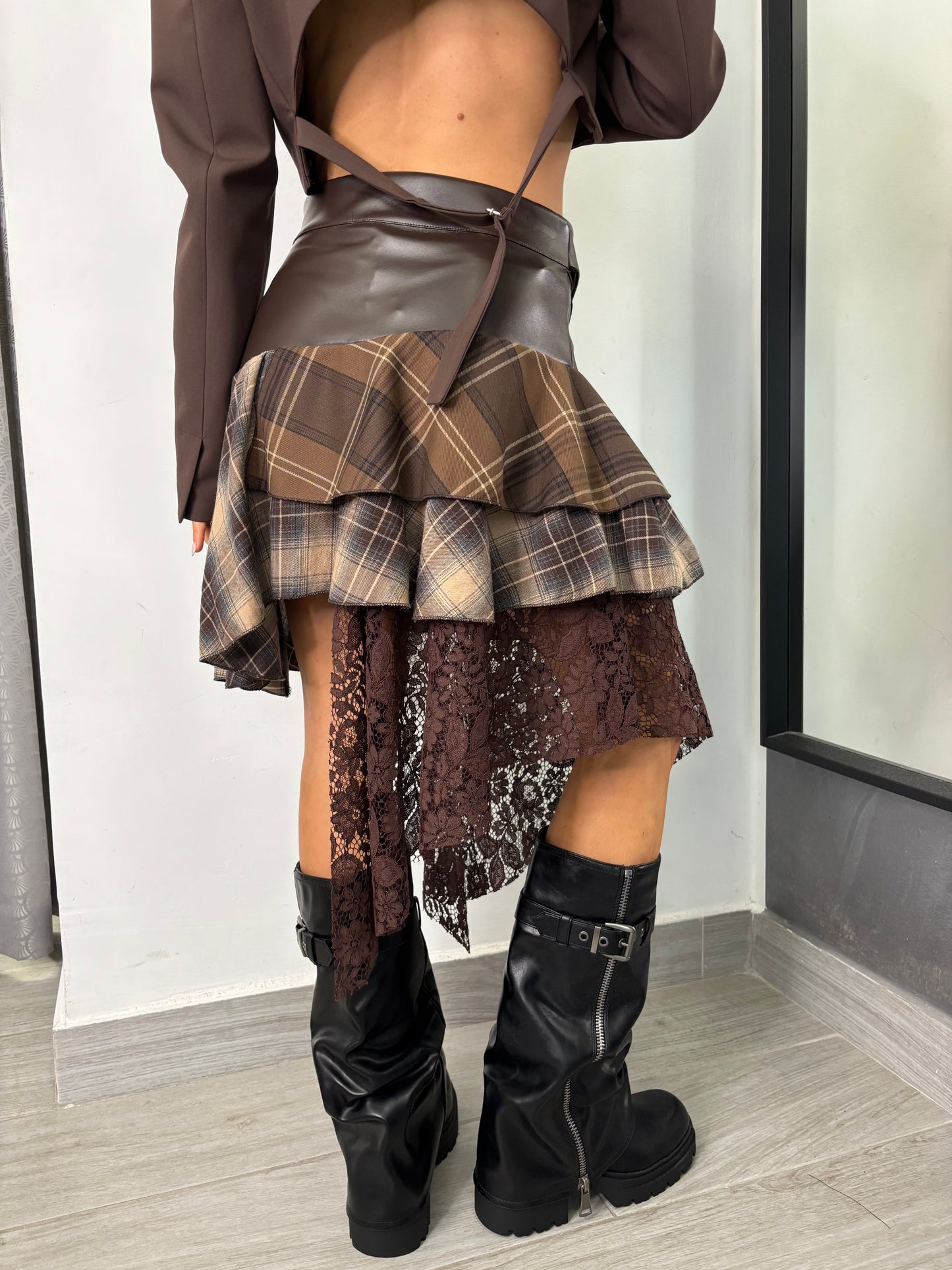 Gonna Qudri Marrone Vicolo