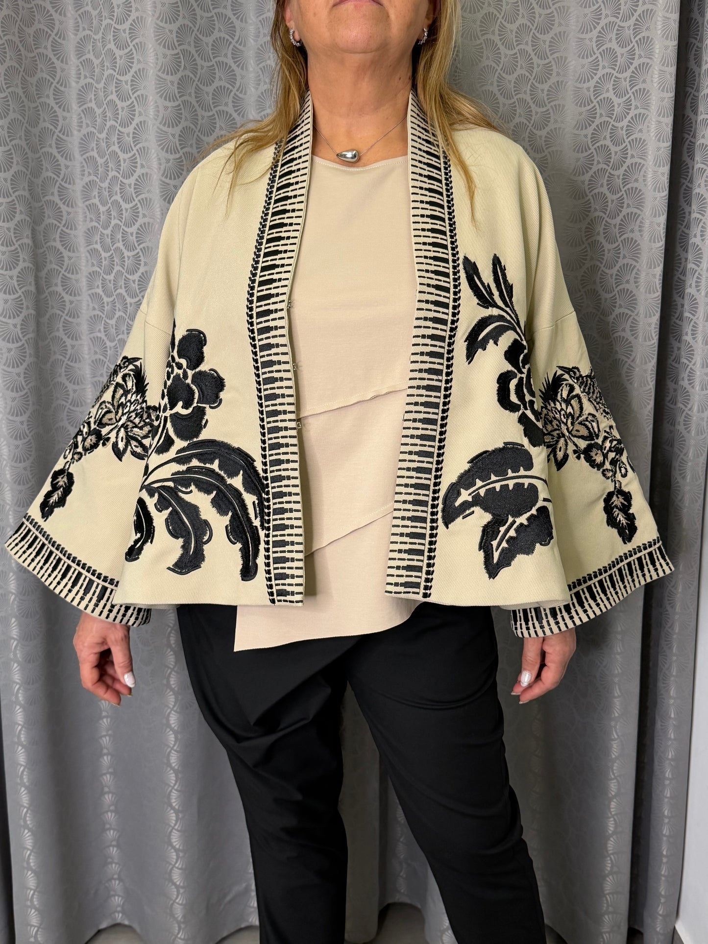 Kimono Beige
