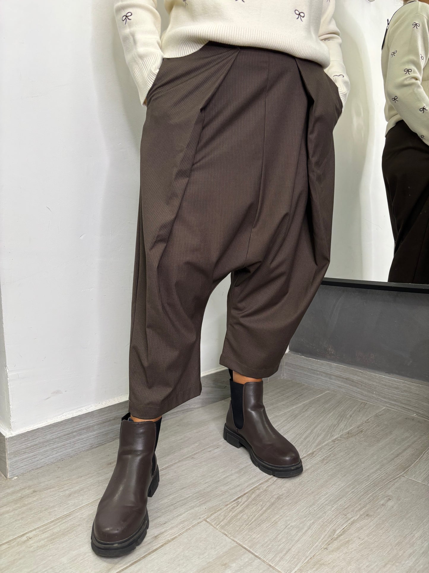 Pantalone Wendy Marrone Spigato