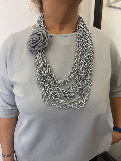 Collana Rose Grigia