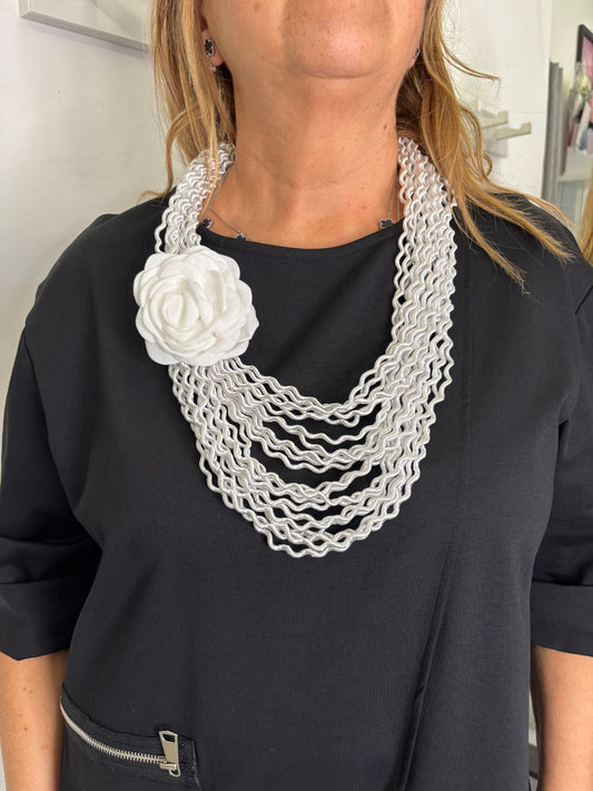 Collana Rose Bianca