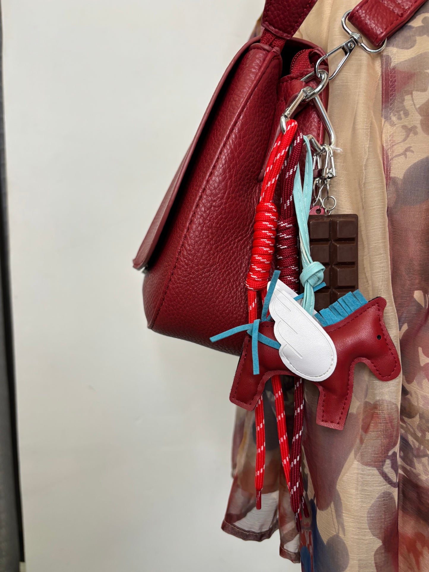 Charme Unicorno Rosso