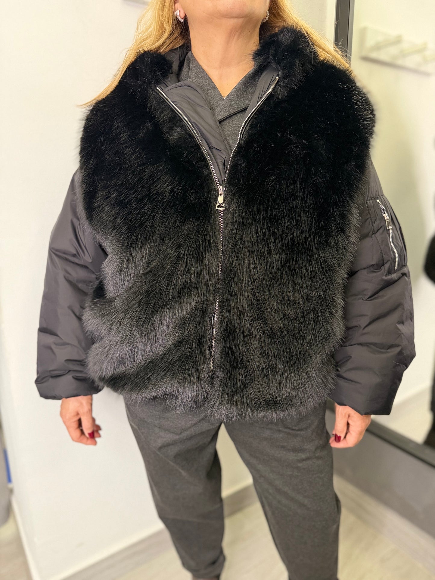 Piumino In Ecopelliccia Nero