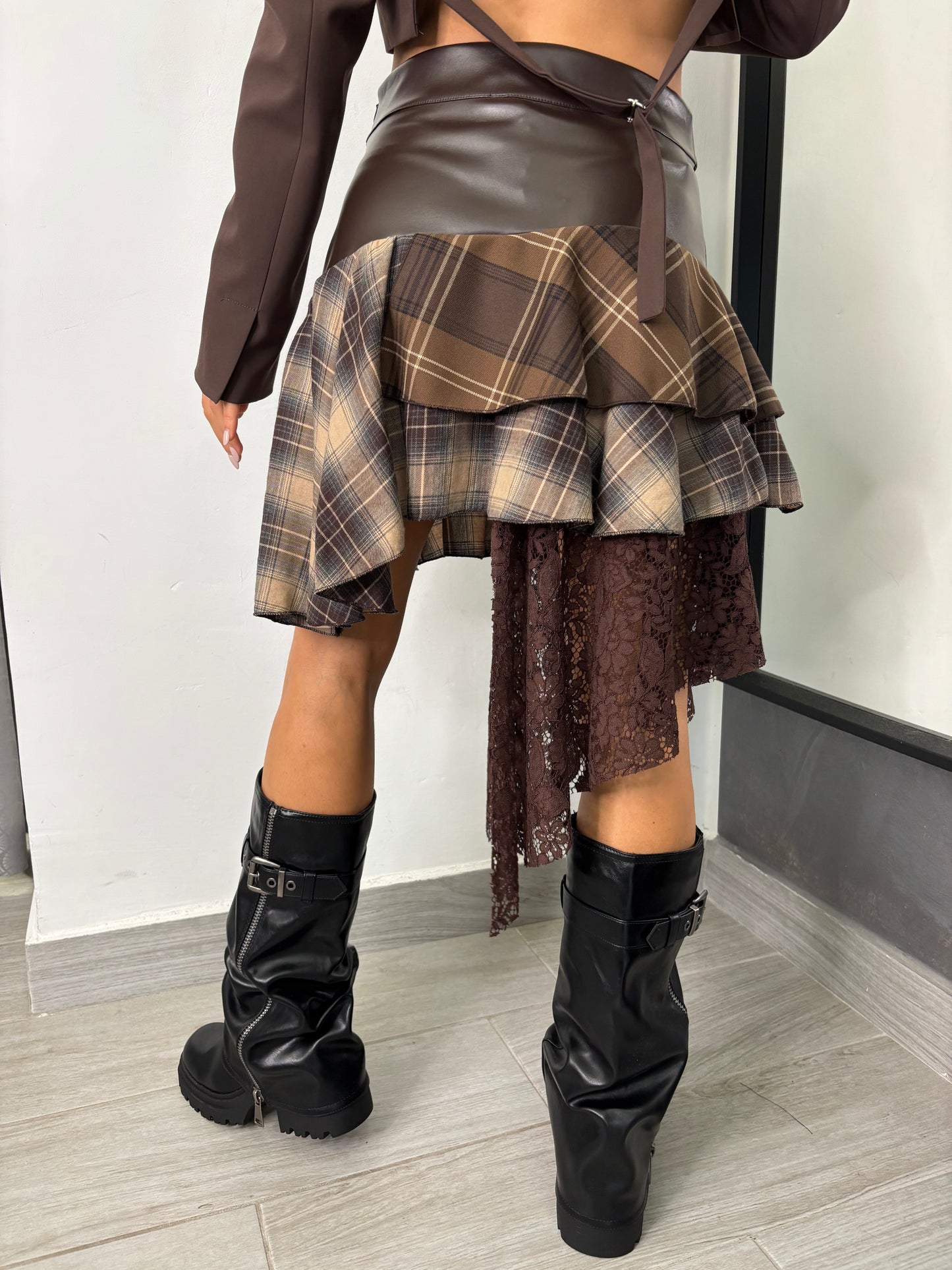 Gonna Qudri Marrone Vicolo